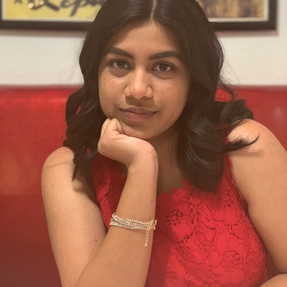 Meet your Posher, Riya - Picture 1 of 1